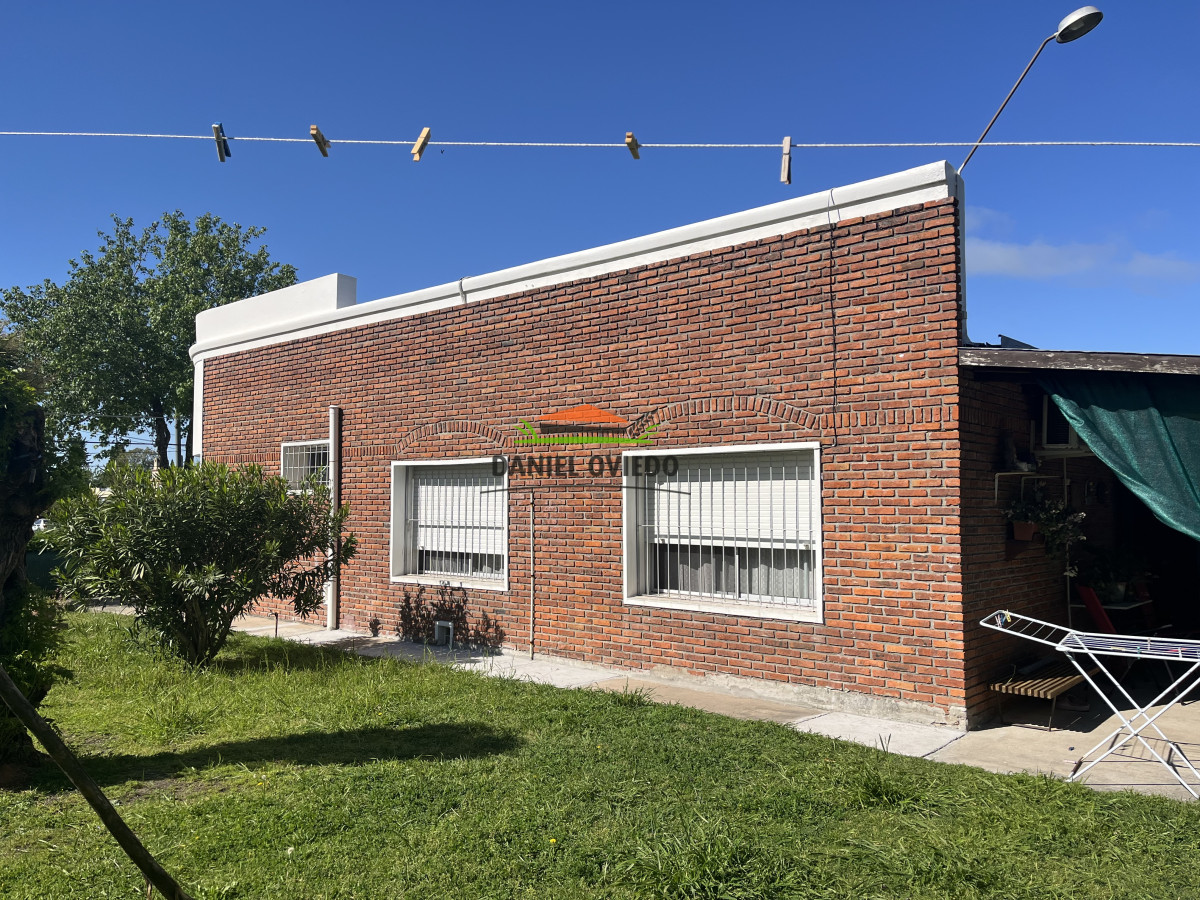 Casa ID.259/Casa-y-local-comercial-en-venta-en-Av.-Armand-Ugon,-Valdense. - Casa y local comercial en venta en Av. Armand Ugon, Valdense.