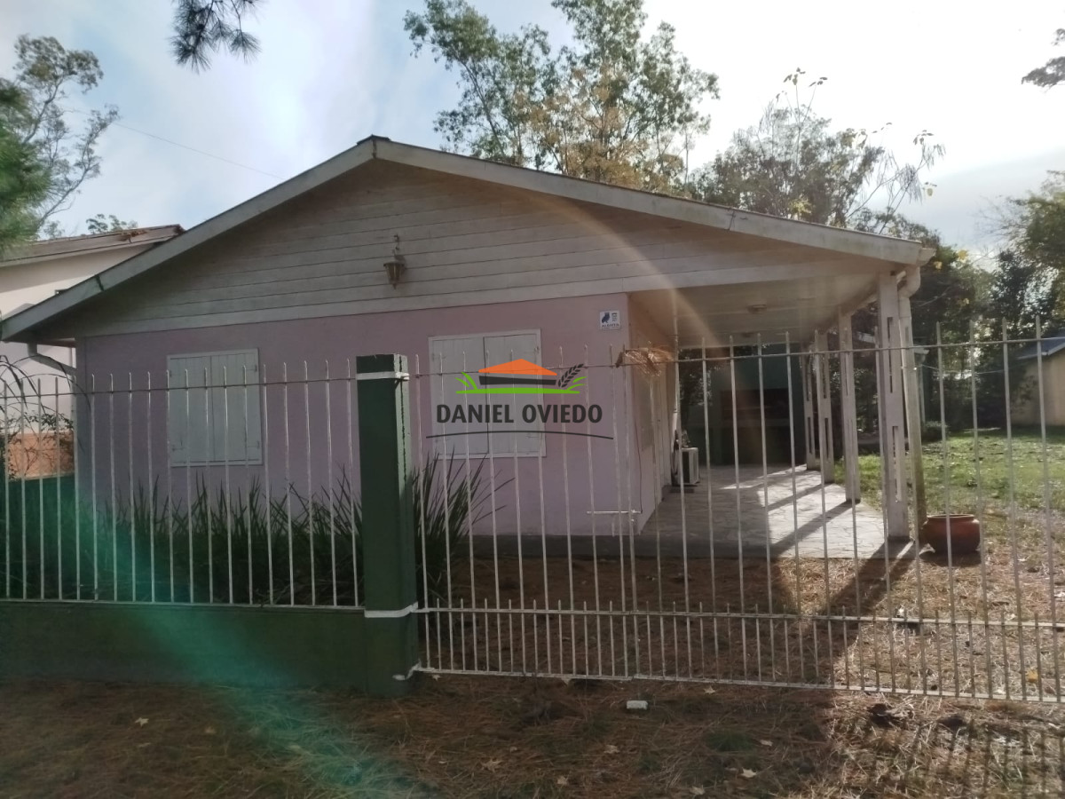 Casa ID.220/2-casas-y-1-galpón-en-venta-en-2-terrenos-pegados-en-Santa-Ana. - 2 casas y 1 galpón en venta en 2 terrenos pegados en Santa Ana.