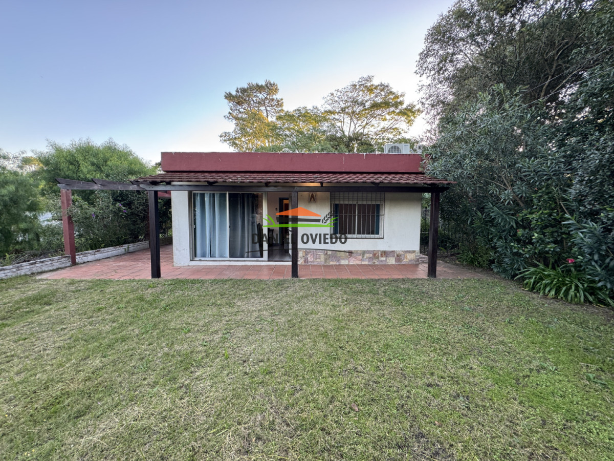 Casa ID.375/Casa-en-Balneario-Los-Pinos-a-150-m-de-la-playa- -Apartamento-independiente-y-gran-patio-con-barbacoa - Casa en Balneario Los Pinos a 150 m de la playa + Apartamento independiente y gran patio con barbacoa