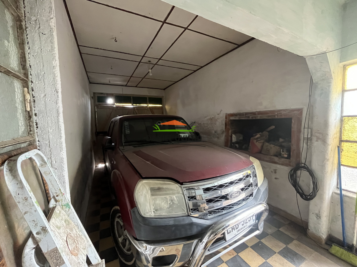 Casa ID.321/Casa-y-local-comercial-en-venta-en-calle-Zorrilla,-Carmelo. - Casa y local comercial en venta en calle Zorrilla, Carmelo.