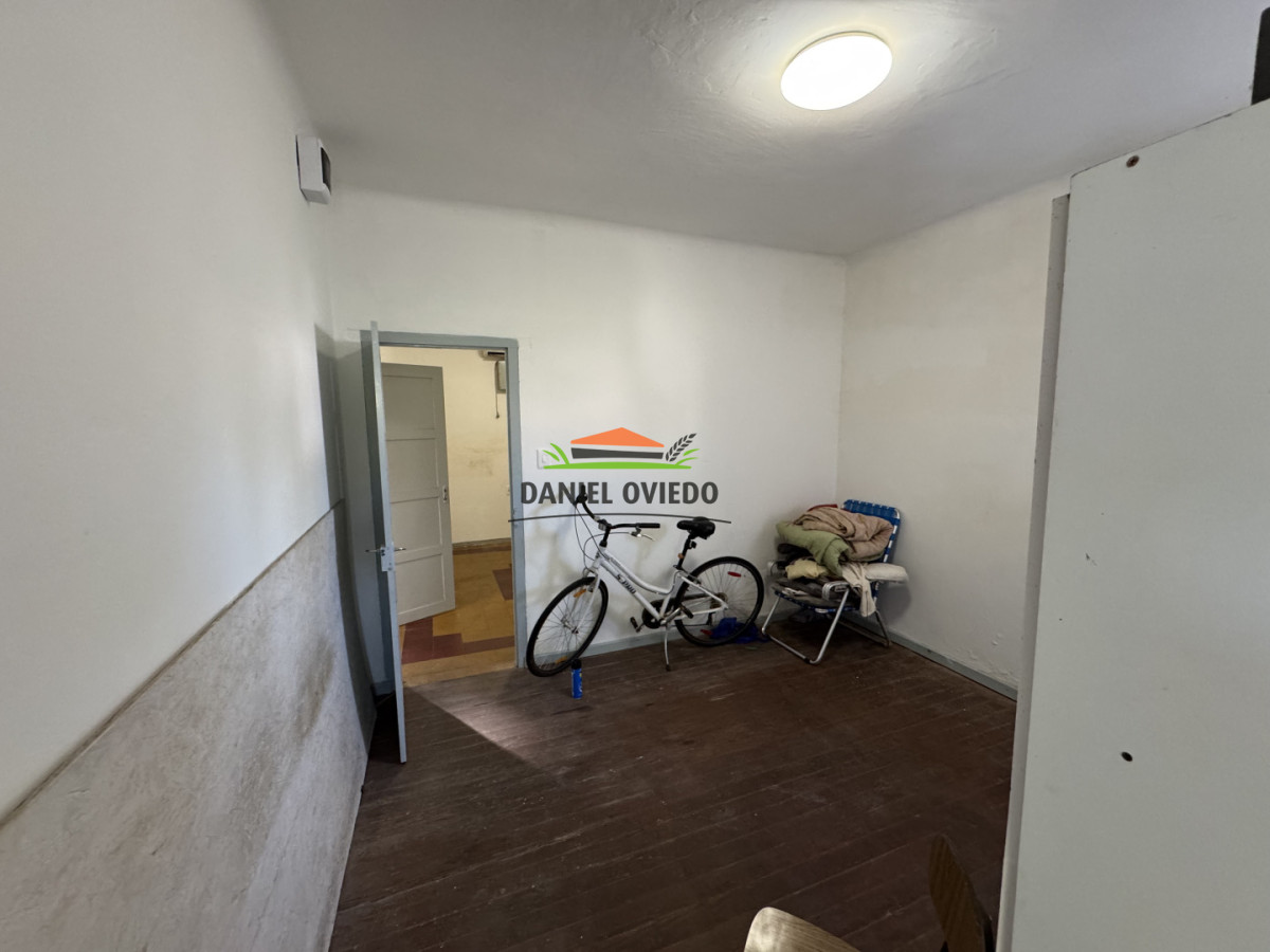 Casa ID.356/Casa-céntrica-de-2-dormitorios-con-garage-en-Nueva-Helvecia---Excelente-ubicación - Casa céntrica de 2 dormitorios con garage en Nueva Helvecia - Excelente ubicación