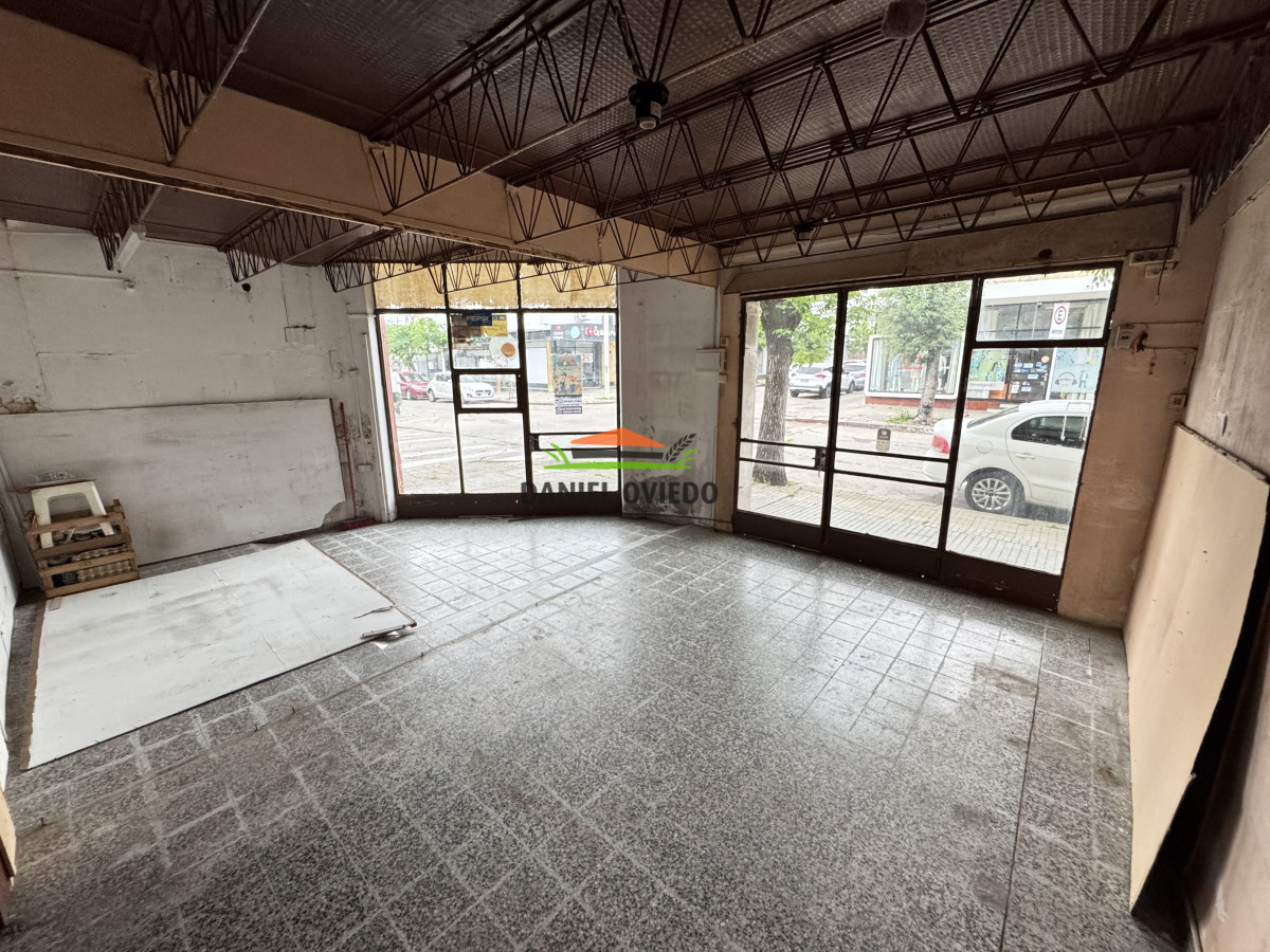 Casa ID.309/Local-c - Local céntrico con doble frente y múltiples ambientes - ideal para comercio u oficina