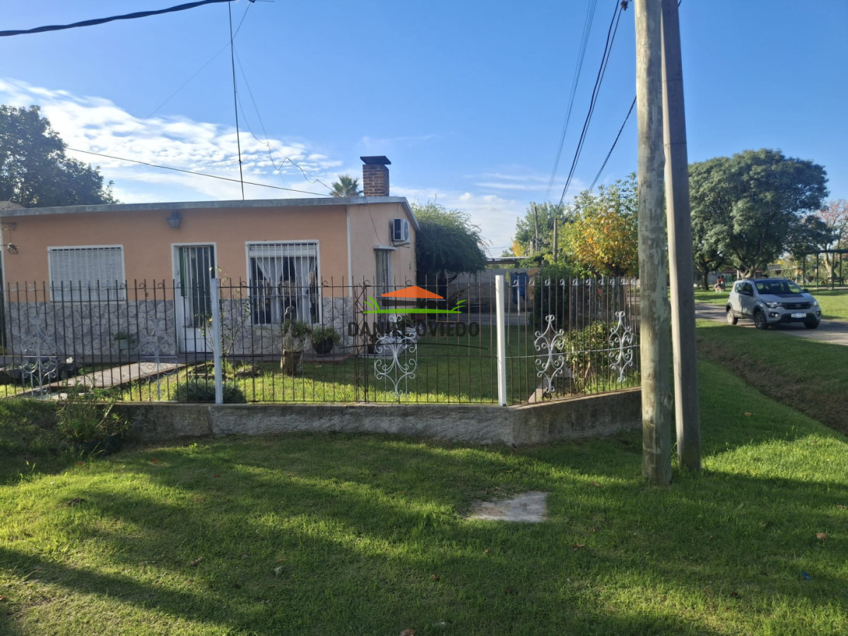 Casa ID.373/Casa-PH-en-esquina-en-venta-frente-a-Plaza-Saravia. - Casa PH en esquina en venta frente a Plaza Saravia.