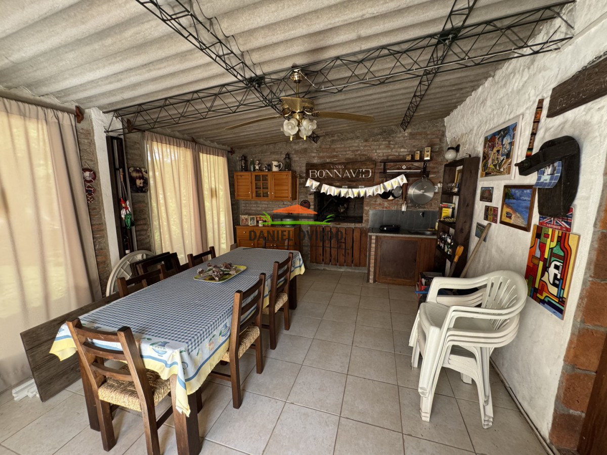 Casa ID.351/Casa-3-dormitorios-en-Nueva-Helvecia-con-piscina-y-gran-parque---Barrio-Artesano - Casa 3 dormitorios en Nueva Helvecia con piscina y gran parque - Barrio Artesano