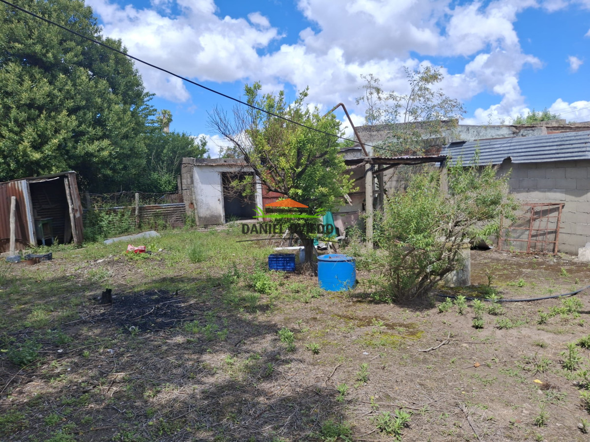 Casa ID.307/Casa-en-venta-a-reciclar-en-calle-Mortalena,-zona-Norte. - Casa en venta a reciclar en calle Mortalena, zona Norte.