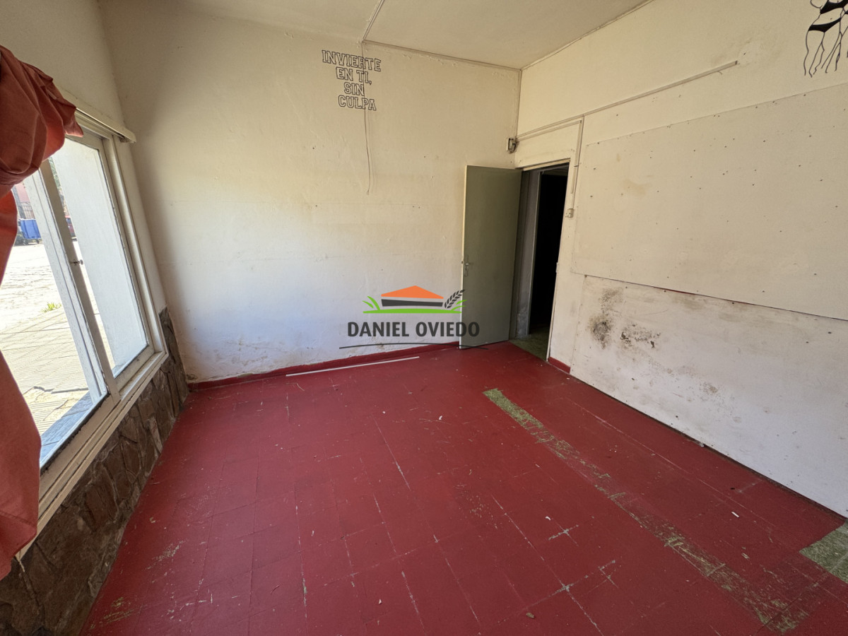 Casa ID.367/Casa-c - Casa céntrica en Nueva Helvecia, a 2 cuadras de la plaza