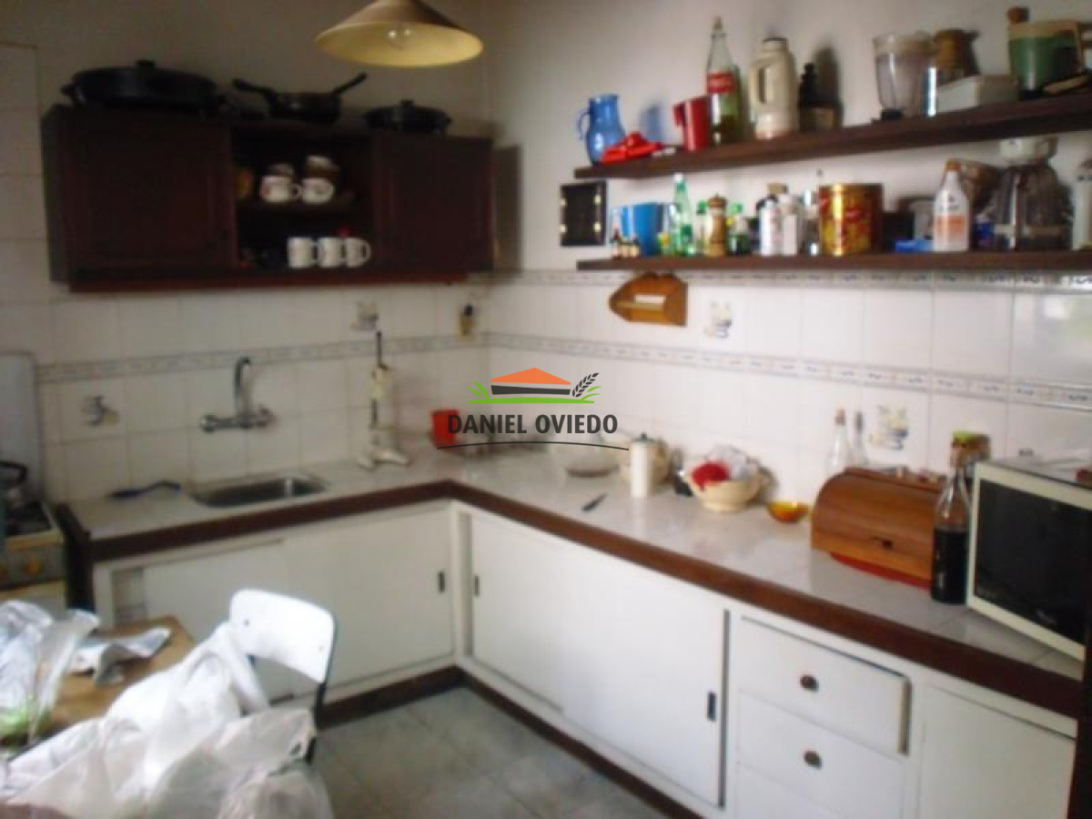 Casa ID.87/Casa-en-esquina-en-venta-en-Barrio-Histórico,-Colonia. - Casa en esquina en venta en Barrio Histórico, Colonia.