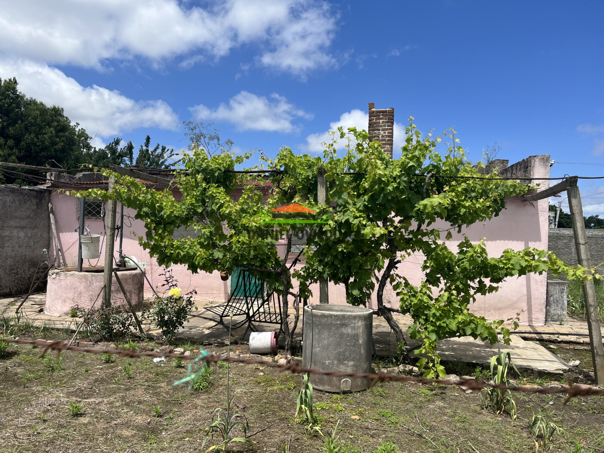 Casa ID.307/Casa-en-venta-a-reciclar-en-calle-Mortalena,-zona-Norte. - Casa en venta a reciclar en calle Mortalena, zona Norte.