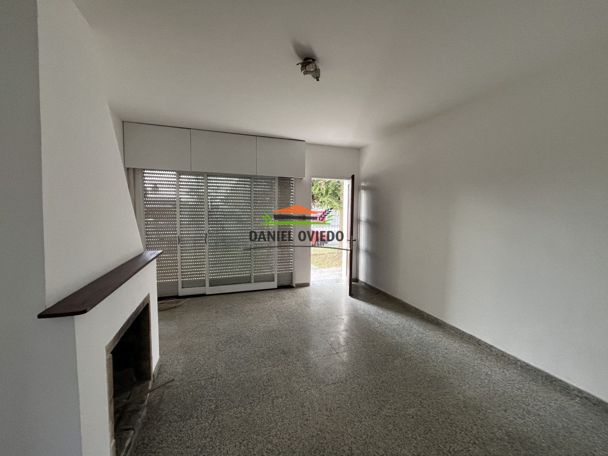 Casa ID.242/Excelente-casa-en-alquiler-3-dormitorios,-en-Roger-Balet,-Colonia. - Excelente casa en alquiler 3 dormitorios, en Roger Balet, Colonia.
