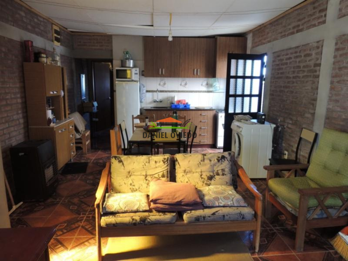Casa ID.103 - Oportunidad casa en venta muy próxima al centro de Nueva Helvecia.