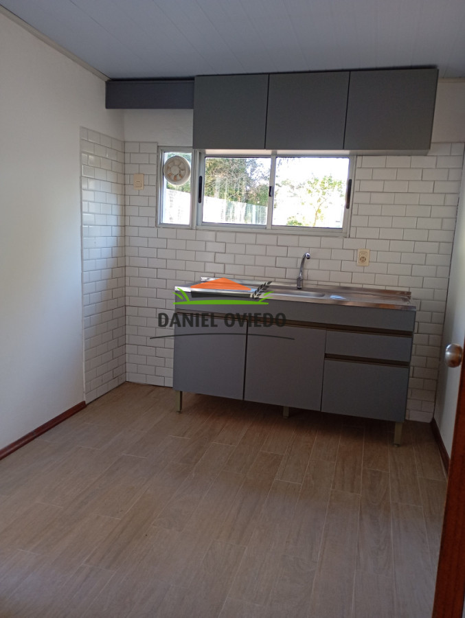 Casa ID.384/Casa-de-2-dormitorios-a-reciclada-a-nueva-en-venta-en-calle-Defensa. - Casa de 2 dormitorios a reciclada a nueva en venta en calle Defensa.