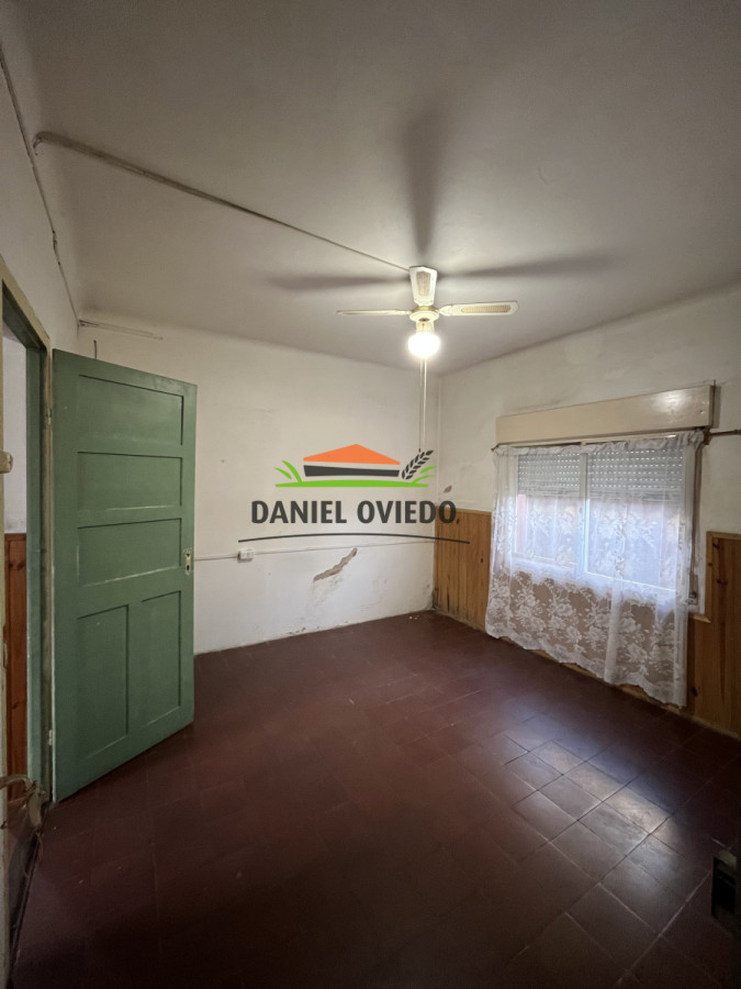 Casa ID.233/Casa-en-venta-en-calle-Rodó-enfrente-a-escuela-40. - Casa en venta en calle Rodó enfrente a escuela 40.