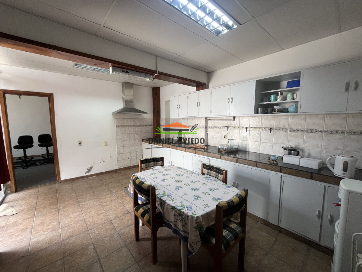 Casa ID.169 - Muy buena casa en venta en el centro de Carmelo.