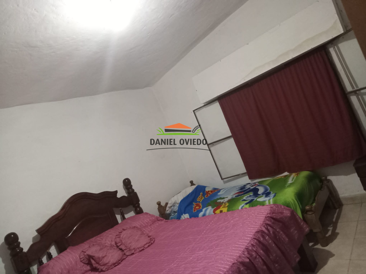 Casa ID.162 - Excelente casa en venta en calle Mortalena Carmelo. 