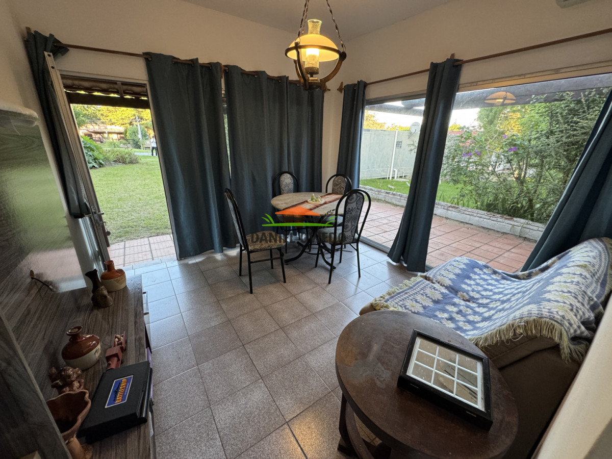 Casa ID.375/Casa-en-Balneario-Los-Pinos-a-150-m-de-la-playa- -Apartamento-independiente-y-gran-patio-con-barbacoa - Casa en Balneario Los Pinos a 150 m de la playa + Apartamento independiente y gran patio con barbacoa