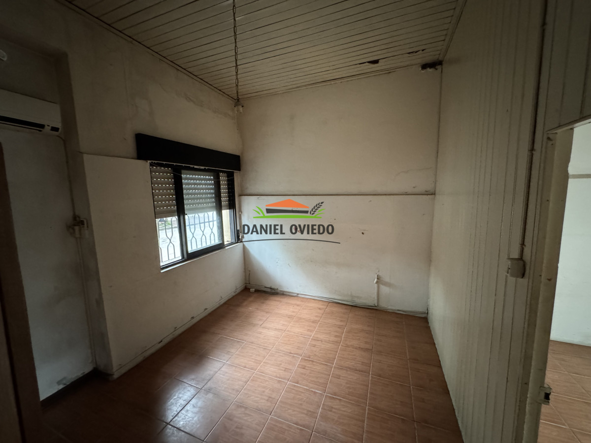 Casa ID.309/Local-c - Local céntrico con doble frente y múltiples ambientes - ideal para comercio u oficina