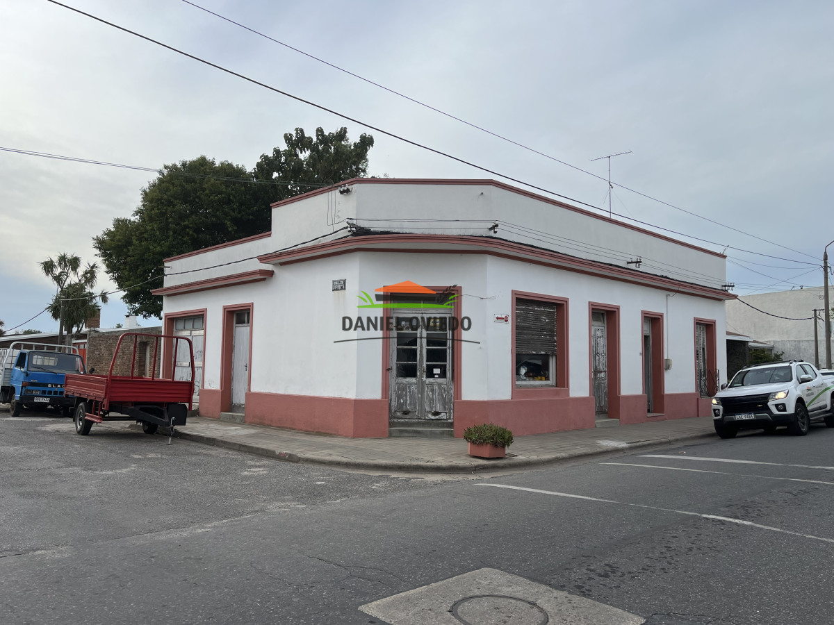 Casa ID.321/Casa-y-local-comercial-en-venta-en-calle-Zorrilla,-Carmelo. - Casa y local comercial en venta en calle Zorrilla, Carmelo.