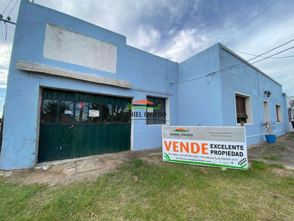 Casa ID.70 - Importante ubicación casa y local comercial en venta en Av. Artigas, Ecilda Paullier.