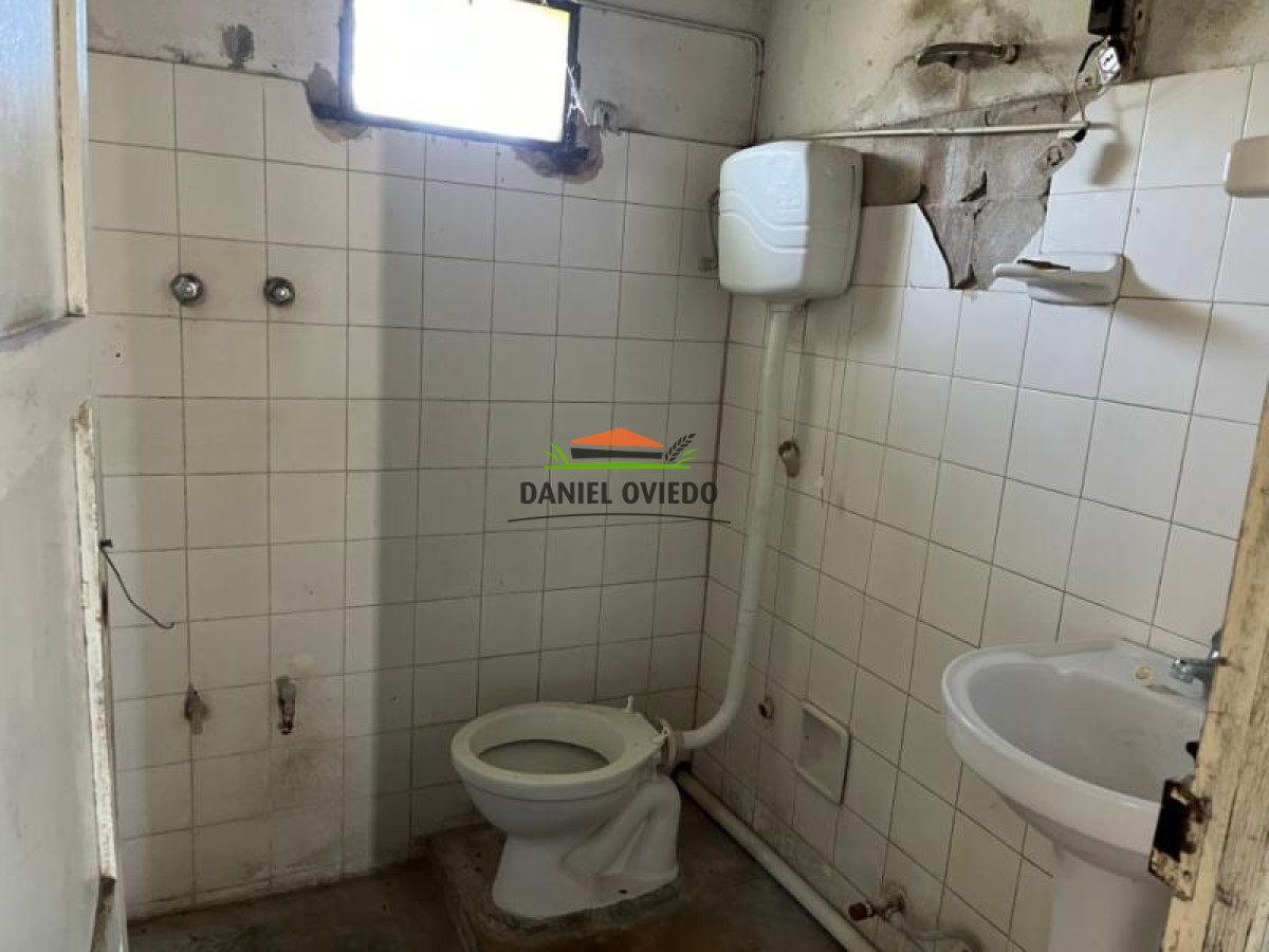 Casa ID.39 - Casa a reciclar en venta con gran terreno en Ecilda Paullier.