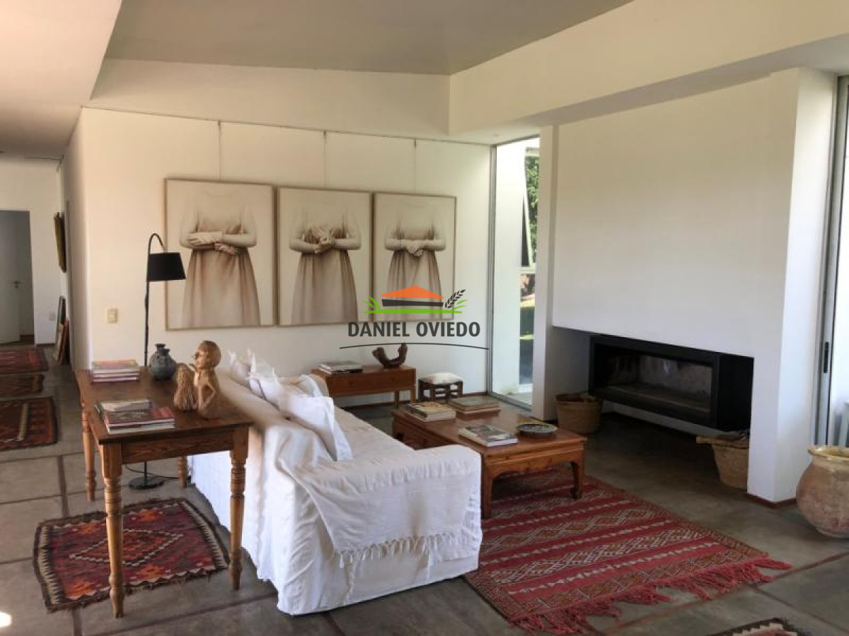 Casa ID.14 - Excepcional propiedad en venta en Colonia Del Sacramento.