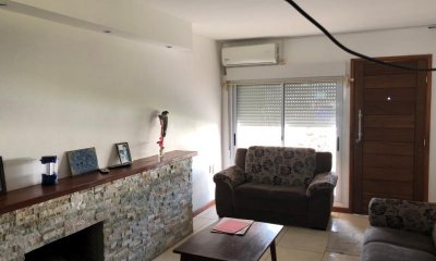 Excelente casa en venta en calle Rincón, Tarariras.