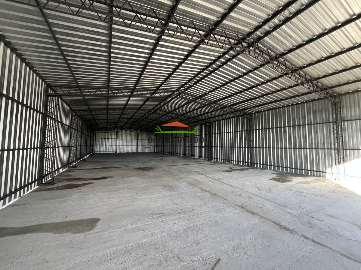 Galpón ID.196 - Galpón multiuso de 396 m2 en venta y alquiler Polo Logístico Ecilda Paullier.