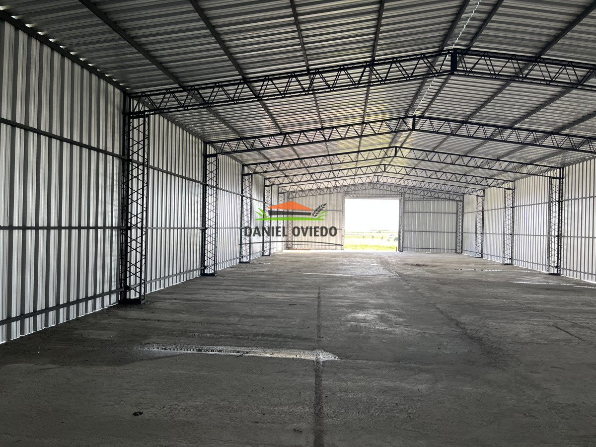 Galpón ID.196 - Galpón multiuso de 396 m2 en venta y alquiler Polo Logístico Ecilda Paullier.
