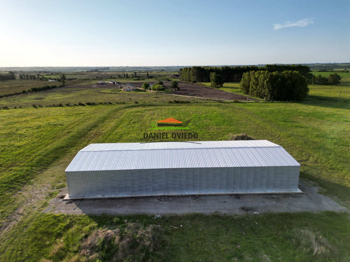 Galpón ID.196 - Galpón multiuso de 396 m2 en venta y alquiler Polo Logístico Ecilda Paullier.