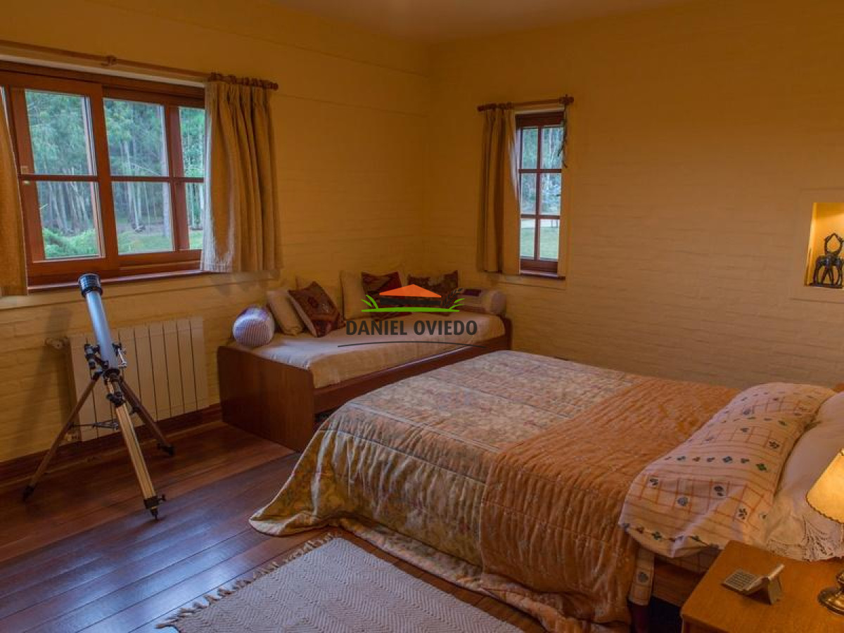 Chacra ID.26 - Ananda, fantástica casa de campo en venta en  Uruguay, 6 hás parcela privada.