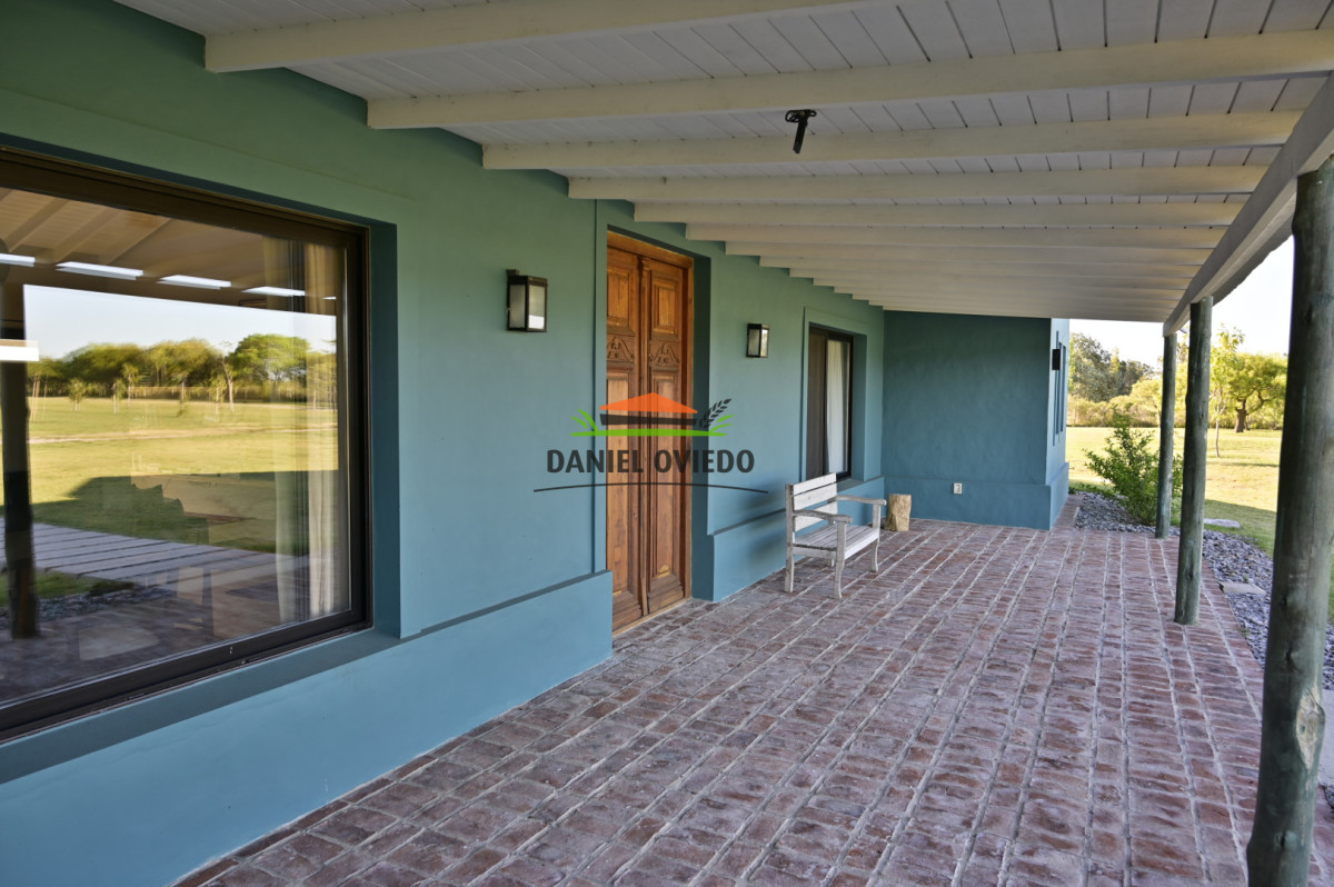 Chacra ID.418/Chacra-con-una-de-las-mejores-vistas-de-Colonia,-con-hermosa-y-amplia-casa. - Chacra con una de las mejores vistas de Colonia, con hermosa y amplia casa.