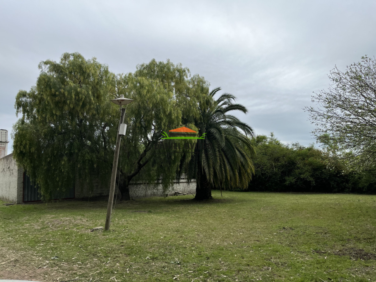 Chacra ID.286/Chacra-con-6-aptos-en-venta-muy-bien-ubicada-en-Colonia-Estrella-ruta-21. - Chacra con 6 aptos en venta muy bien ubicada en Colonia Estrella ruta 21.