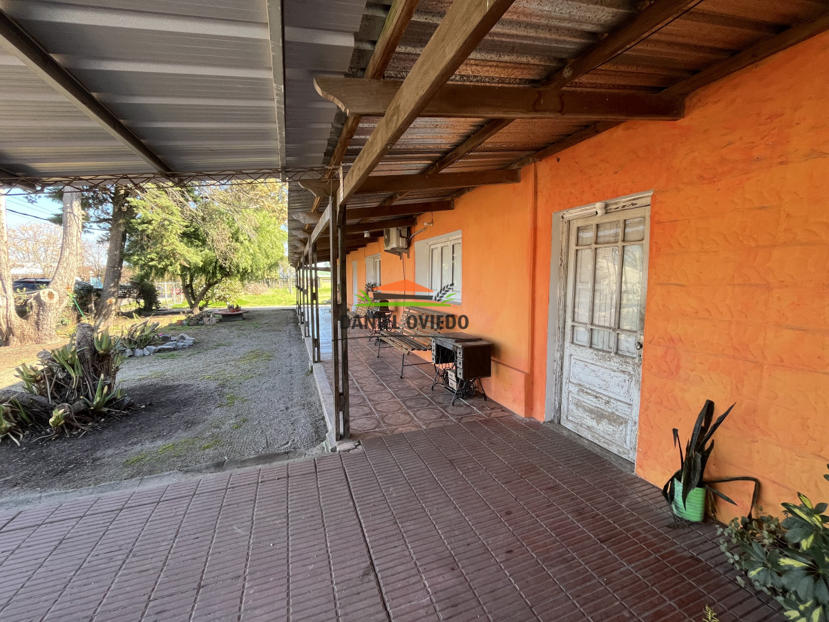 Chacra ID.240/Excelente-chacra-en-venta-con-3-casas-ubicada-a-5-km-de-Carmelo. - Excelente chacra en venta con 3 casas ubicada a 5 km de Carmelo.