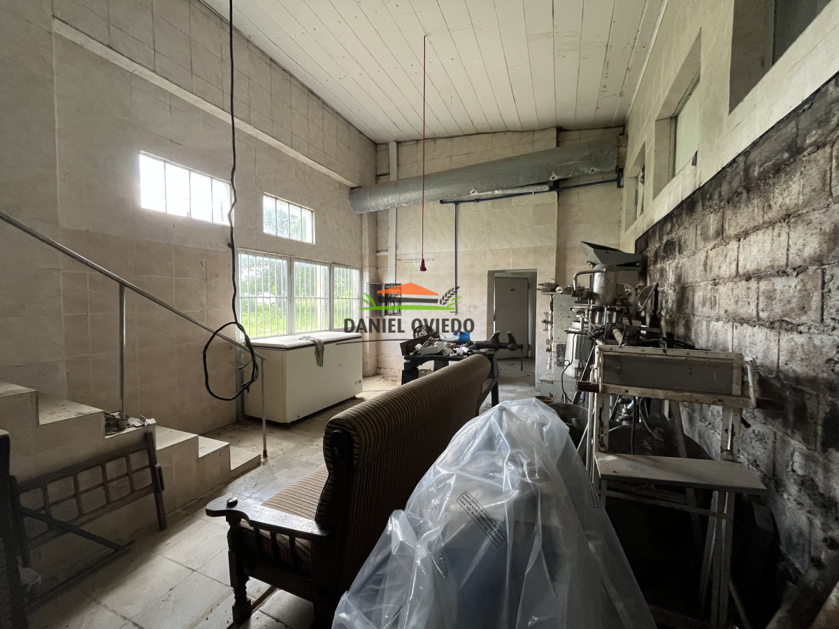 Chacra ID.314/Chacra-de-1,5-ha-con-Casa-a-Reciclar-y-F - Chacra de 1,5 ha con Casa a Reciclar y Fábrica en Excelente Punto - Nueva Helvecia