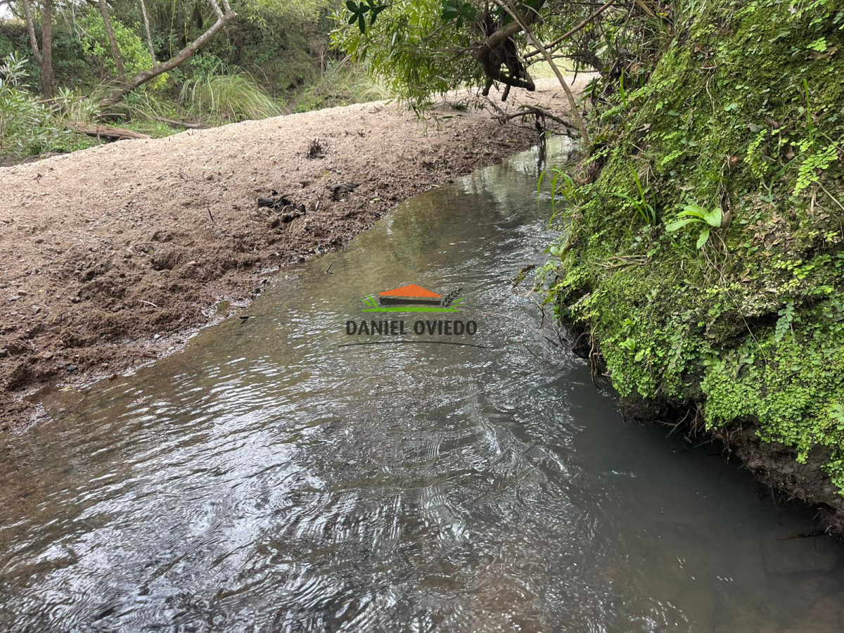 Chacra ID.311/Chacra-en-venta-con-costa-de-arroyo-en-sierras-de-Garz - Chacra en venta con costa de arroyo en sierras de Garzón.