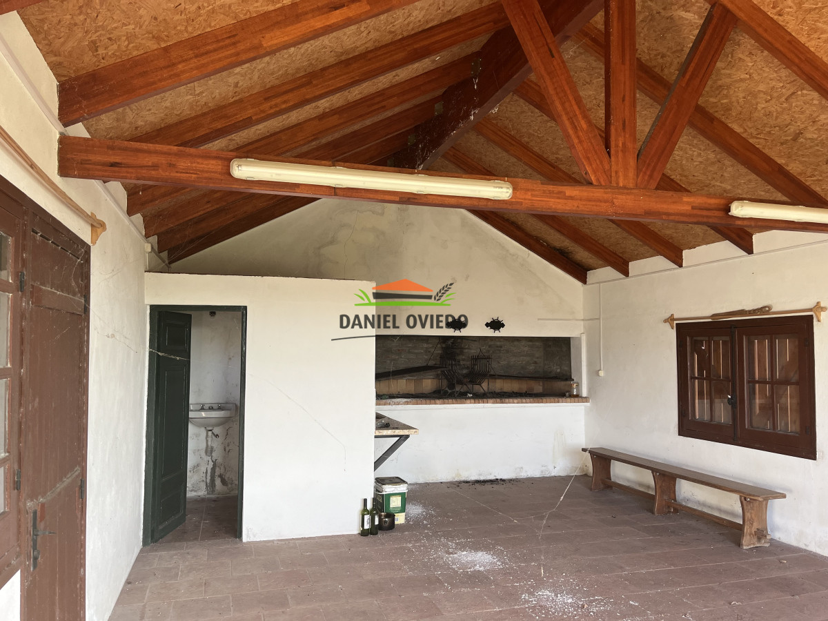 Campo Ref.201 - Establecimiento completo de 400 hás en venta en Flores.