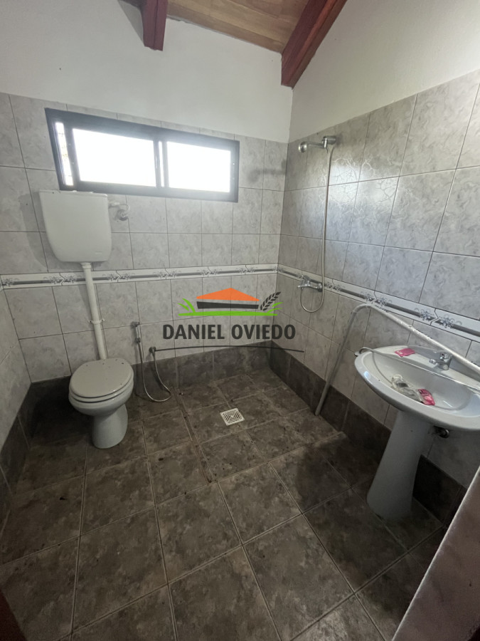Campo Ref.201 - Establecimiento completo de 400 hás en venta en Flores.