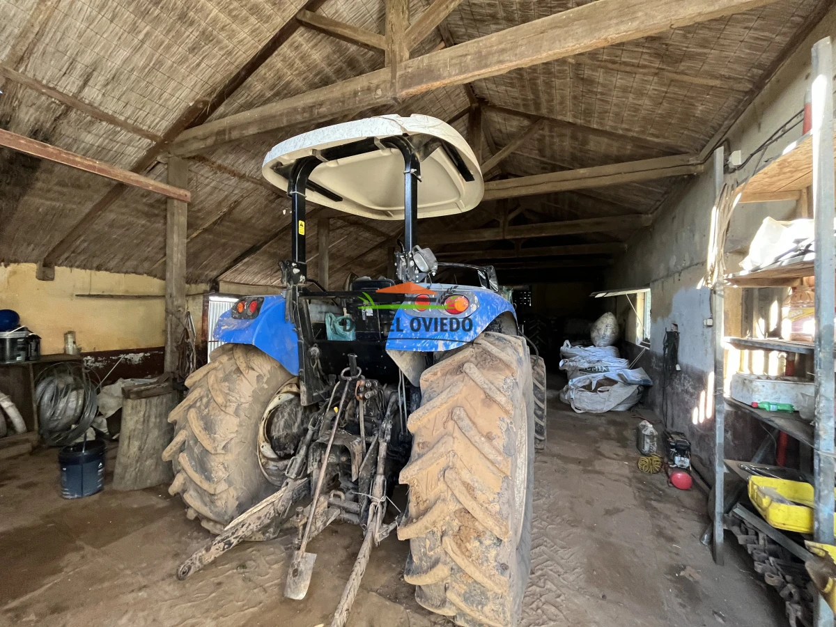 Campo Ref.210/Estancia-ganadera-completa-en-venta-de-2.956-has-en-Cerro-Largo. - Estancia ganadera completa en venta de 2.956 has en Cerro Largo.