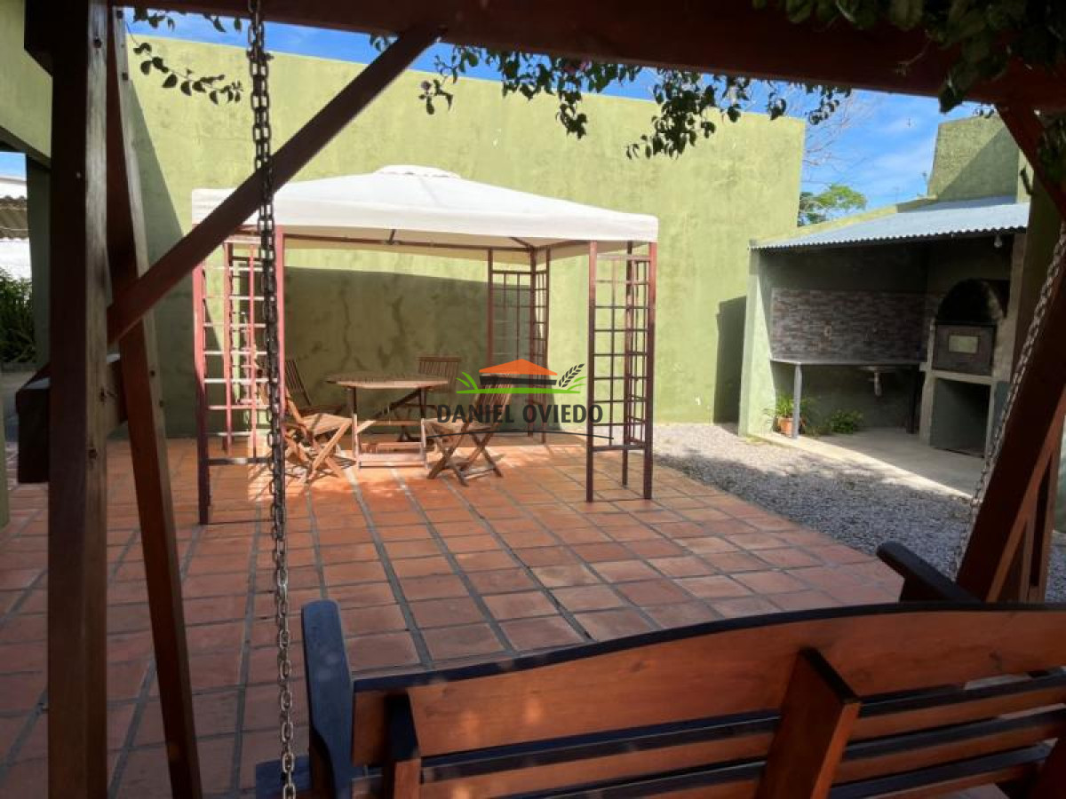 Local Comercial ID.56 - Excelente Posada en venta en Ismael Cortinas, Flores.