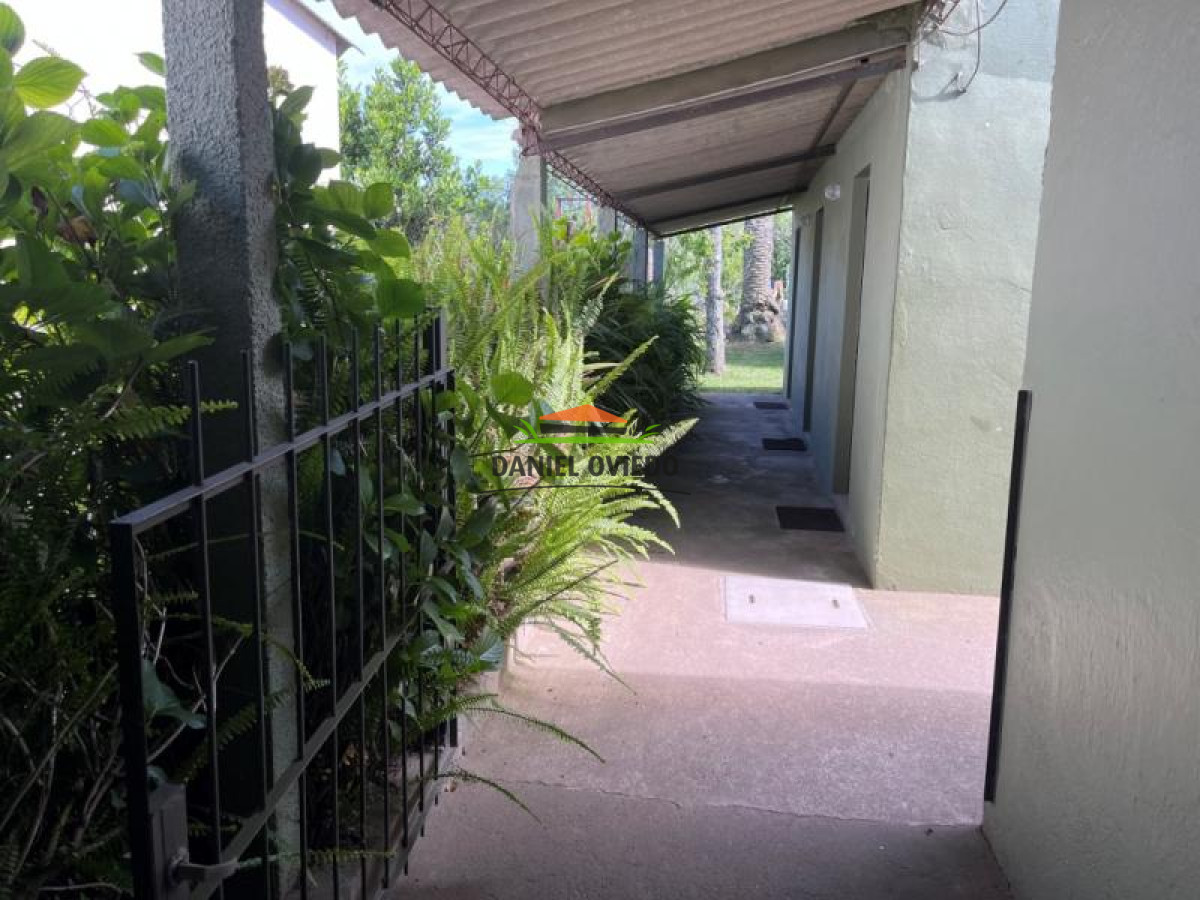 Local Comercial ID.56 - Excelente Posada en venta en Ismael Cortinas, Flores.
