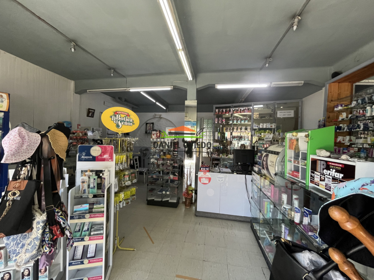 Local Comercial ID.389 - Venta llave de farmacia con renombre en ubicación estratégica calle 19 de Abril.