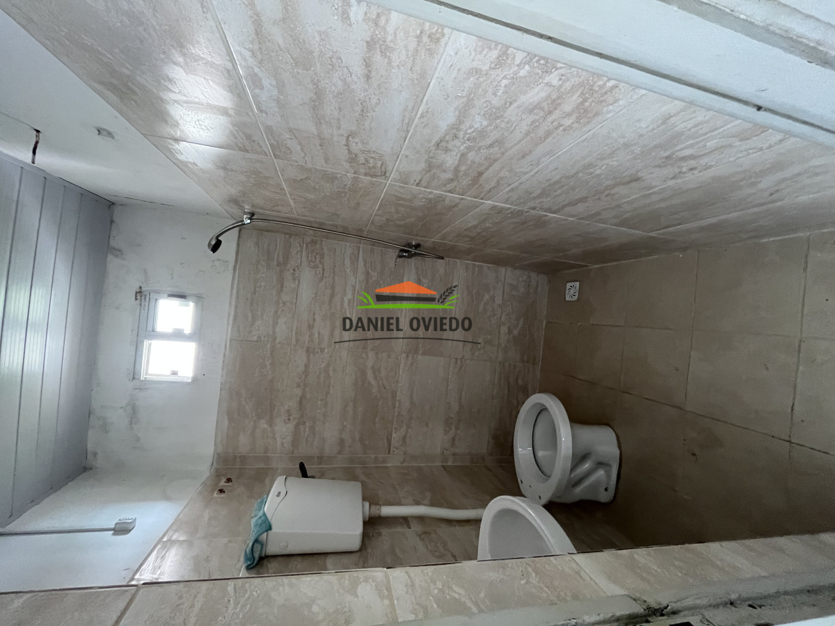 Local Comercial ID.214 - Excelente ubicación Local Comercial y casa en venta en Radial Conchillas.