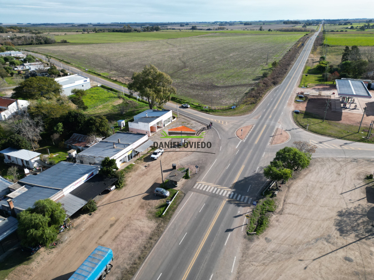 Local Comercial ID.214 - Excelente ubicación Local Comercial y casa en venta en Radial Conchillas.