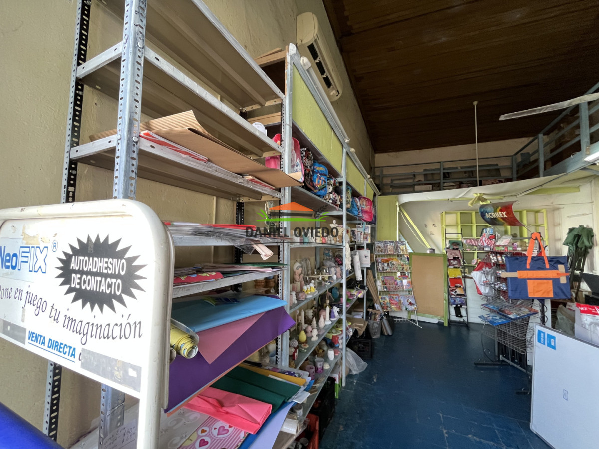Local Comercial ID.341 - Local comercial, casa y apto en venta en calle 19 de Abril Carmelo. 