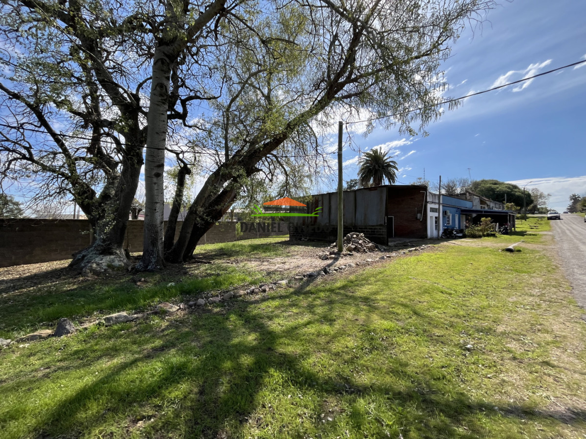 Local Comercial ID.411 - ¡Potenciá tu negocio en la mejor esquina de Pueblo Gil!