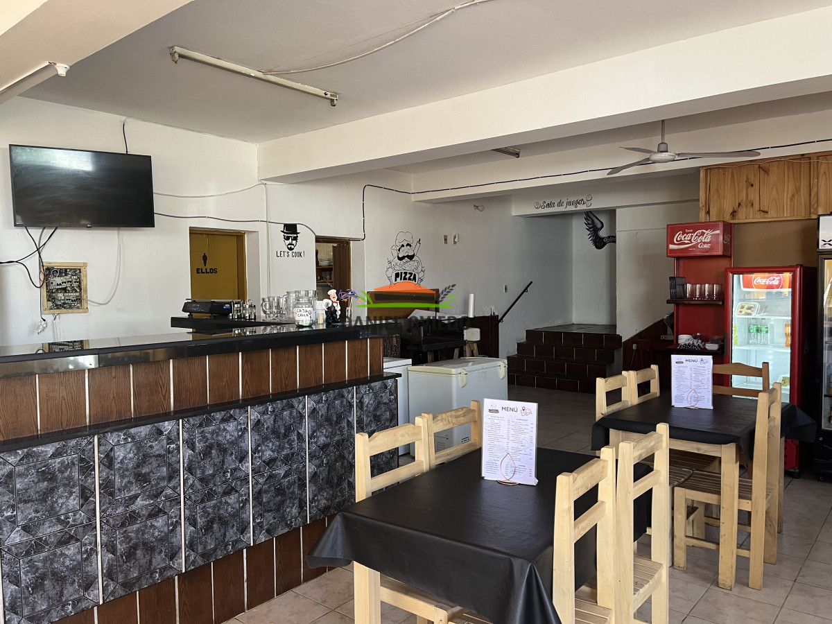 Local Comercial ID.160 - Hotel, restaurant y kiosco edificio completo en venta en exclusividad en Carmelo.