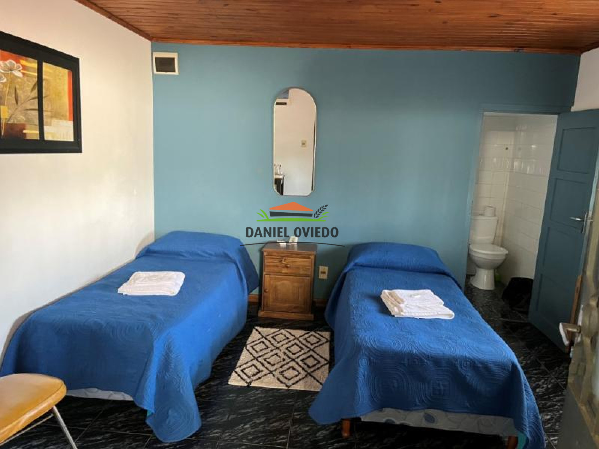 Local Comercial ID.56 - Excelente Posada en venta en Ismael Cortinas, Flores.