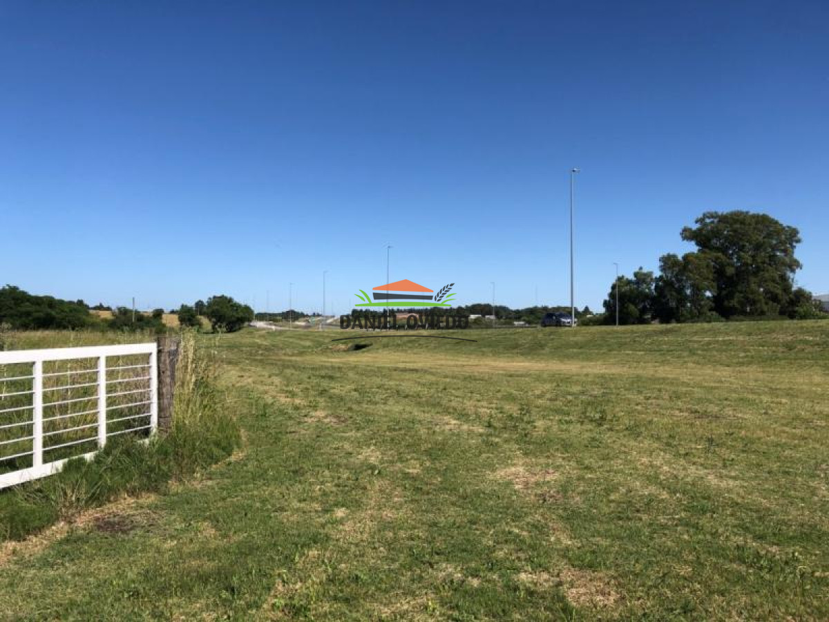 Terreno ID.100 - Excelente ubicación terreno en venta con frente a ruta 1.
