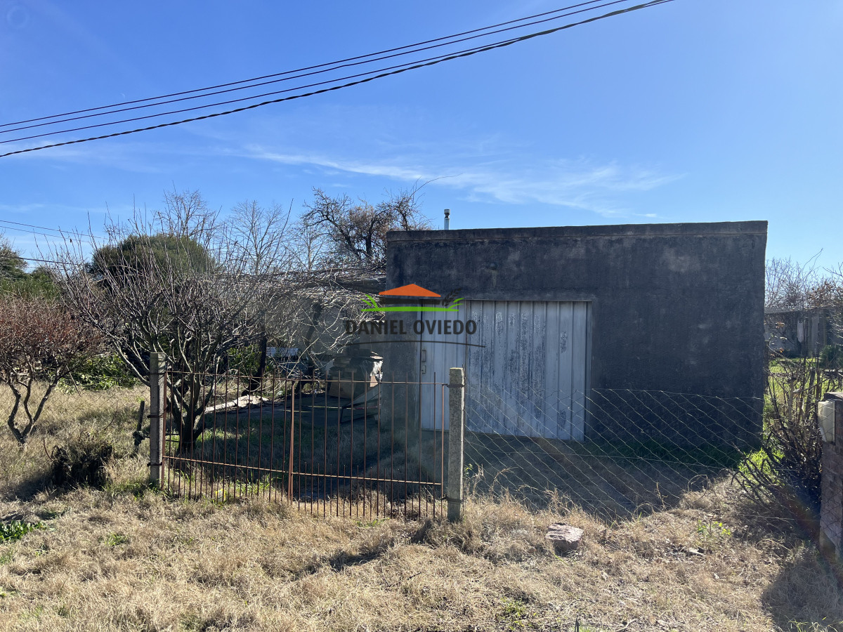 Terreno ID.141 - Excelente terreno en esquina en venta con mejoras en Carmelo.
