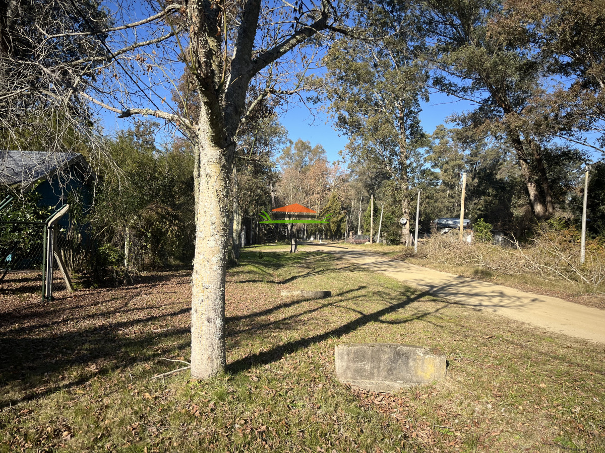 Terreno ID.218 - Gran terreno en venta con costa de arroyo en Santa Ana.