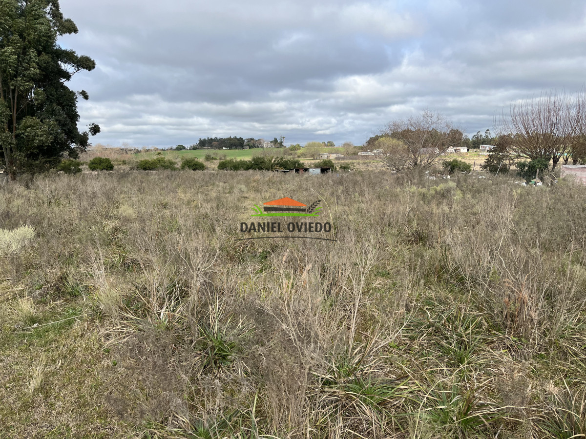 Terreno ID.241/Gran-terreno-de-2.720-m2-en-venta-en-Barrio-Retiro,-Nueva-Helvecia. - Gran terreno de 2.720 m2 en venta en Barrio Retiro, Nueva Helvecia.